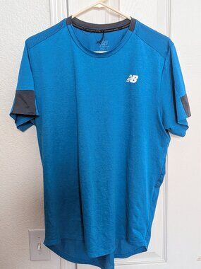 New Balance Fast Flight Short Sleeve Men's size Large t-shirt